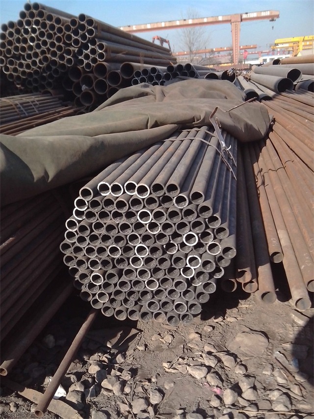丹东小口径无缝钢管