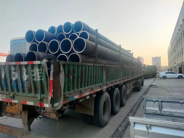 丹东45#结构无缝钢管