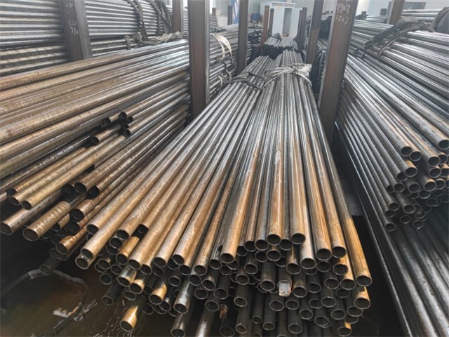 丹东35CrMo精密无缝钢管